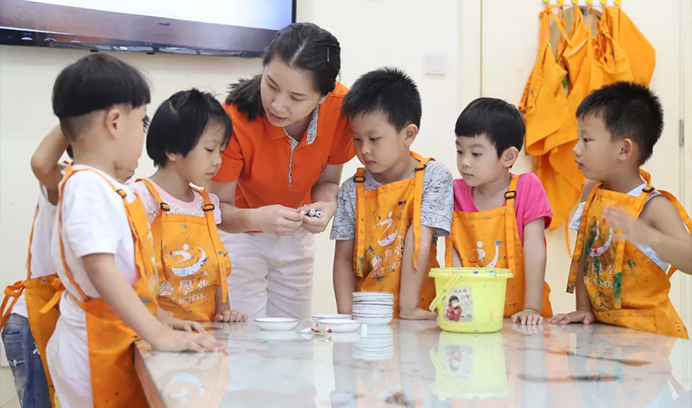 叮咚 | 以言绘心 · 爱要大声说出来，杏盛与孩子们共度美好时光！